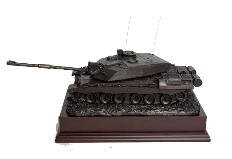 Challenger 2 Cold Cast Bronze Tank - Image 3