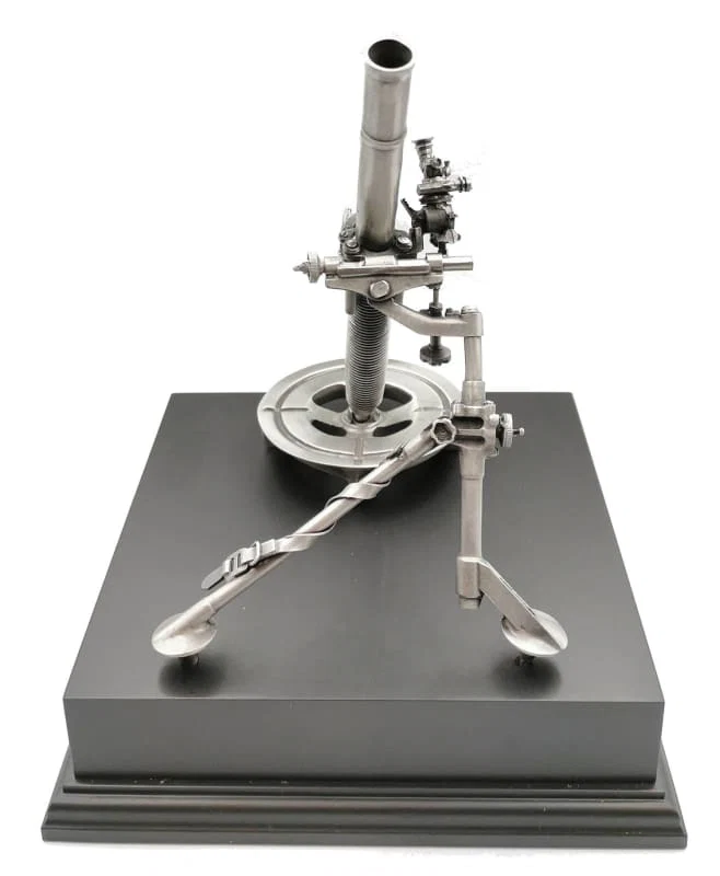 L16 81mm Pewter Mortar Statue - Image 4