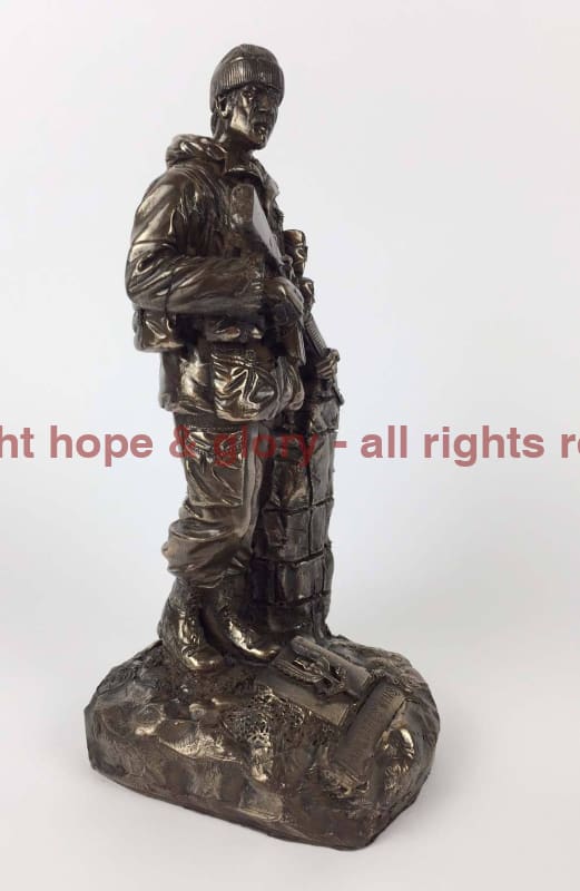 SAS Trooper Soldier Cold Cast Bronze Military Statue - Image 3