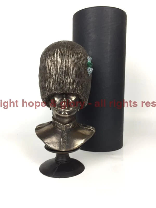 Welsh Guards Bust Cold Cast Bronze Military Statue Sculpture - Image 4